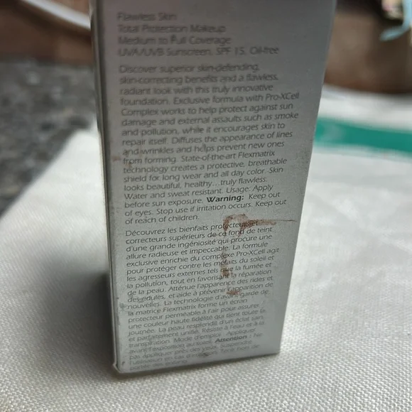 Prescriptives Flawless skin total UV protection makeup in B/R Rose 23